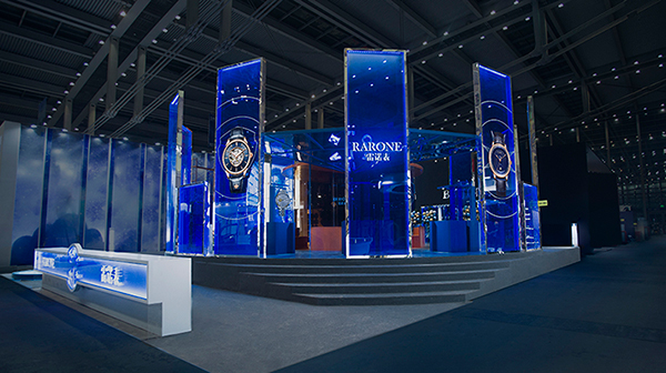 3.雷諾表以全新的品牌理念“御時(shí)而行”為主題，筑夢(mèng)國(guó)表中國(guó)制造新紀(jì)元